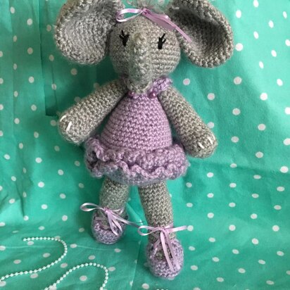 Emily the amigurumi pachyderm