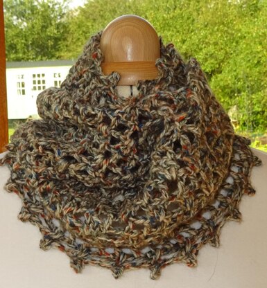 Magnolia Tree Cowl