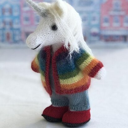 River the Unicorn - knitting pattern