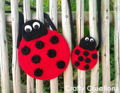 Pom Pom Ladybugs Pattern (Crafts) – Lion Brand Yarn