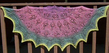 Hint of Spring shawlette