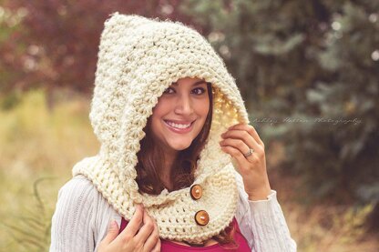 Star Stitch Hooded Cowl