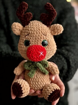 Red nosed reindeer amigurumi