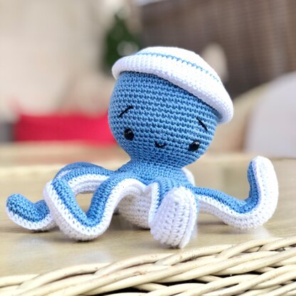 Häkelanleitung Seeman Oktopus Crochet pattern by Pepika | LoveCrafts