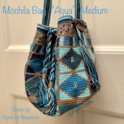Mochila Bag “Aqua” by Ingrid v.d. Nieuwboer of “Kralentik”