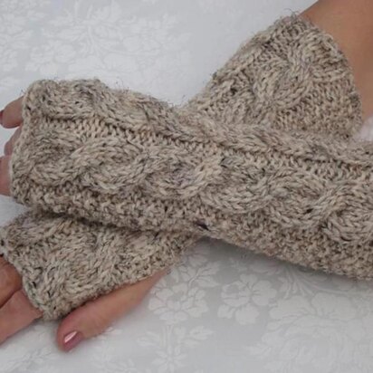 Fingerless Gloves.Mitts.Wool Cable Wristers.