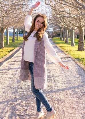 Baby's Breath Sleeveless Cardigan