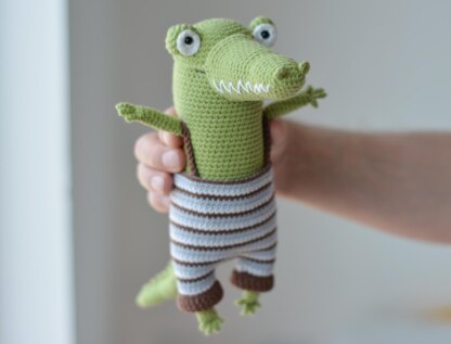 Crocodile and Frog Amigurumi - 2 in 1 Crochet Pattern