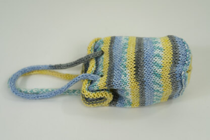 Lighthouse Pouch in Cascade Yarns North Shore Prints - DK407 - Downloadable PDF