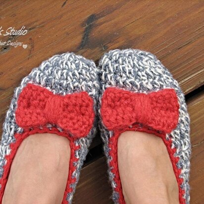 Adult Slippers with Bow