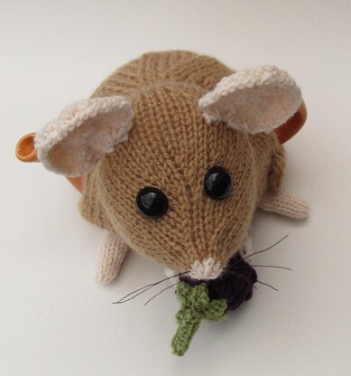 Dormouse Tea Cosy