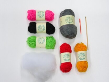 Buttonbag Sausage Dog Crochet Kit