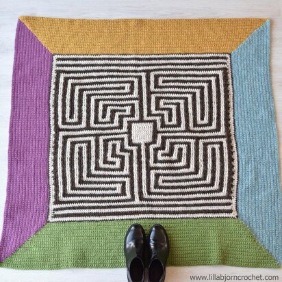 Roman Labyrinth Rug