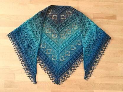 Triangular Scarf "Leukone"