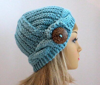 Elenna - The Hat with A Diagonal Design