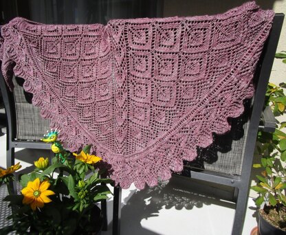 London's Fallen Leaves Shawl