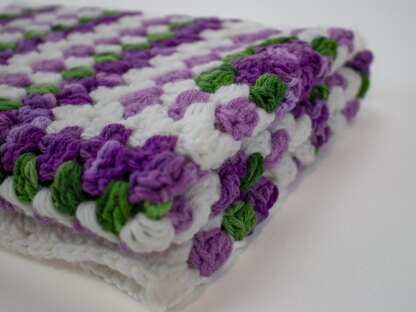 Faye’s Infinity Granny Square Crochet Blanket