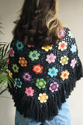 Happy Flower Shawl