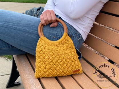 How to Make Your Own Wooden Handle Bag | Wooden handle bag, Diy bags purses,  Vintage bag pattern