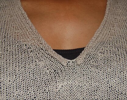 Lace-Trimmed Tunic to Knit