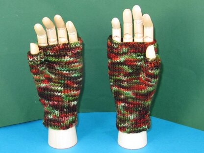 Chunky Self Striping Fingerless Gloves