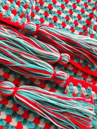 Candy Cane Striped Blanket - UK Terms