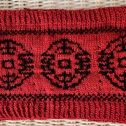 Chinese New Year Cowl - knitting pattern