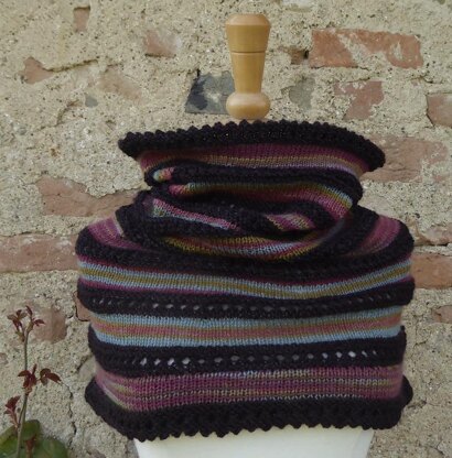 Dorotea Cowl