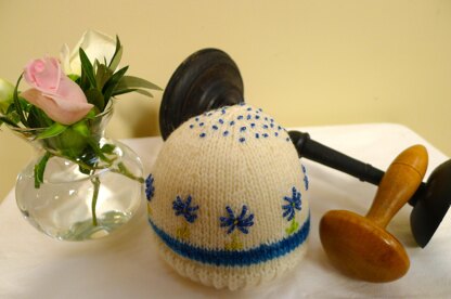 Blue Daisy Premmie Baby Beanie