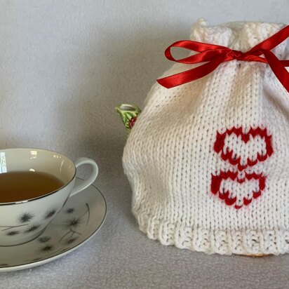 Twin Hearts Tea Cozy