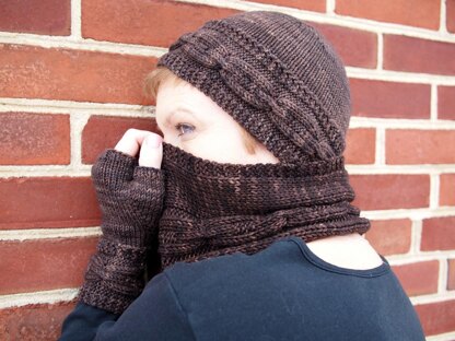 Beorn Cowl and Scarf (DK)