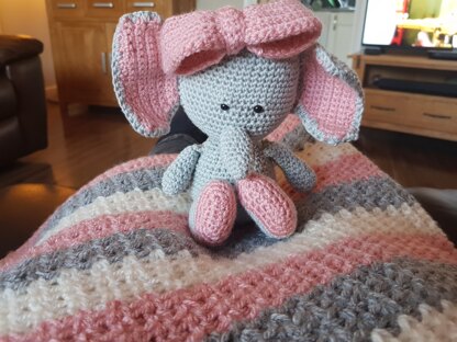 First project: Elephant soft toy and blanket