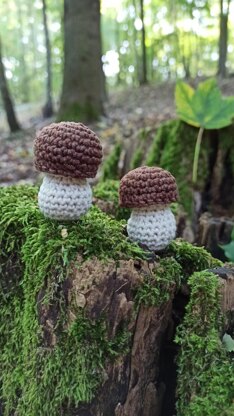 Mushrooms crochet pattern, Christmas tree ornaments, amigurumi food pattern