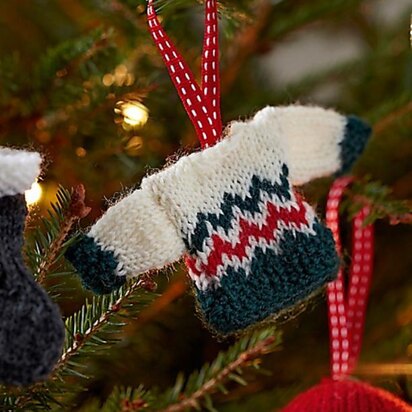 Mini Sweater Christmas Tree Decoration