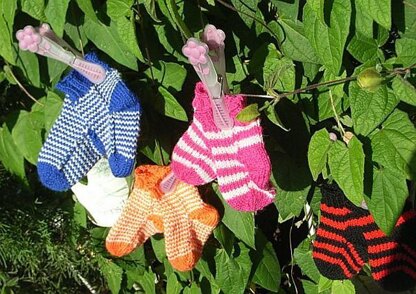 Tiny stripes (baby socks)