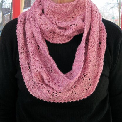 Vinco Lace Flower Cowl/Infinity Scarf