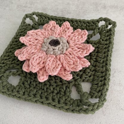 Gerbera Granny Square