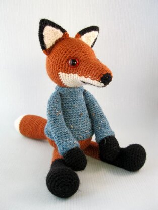 Bracken the Fox Amigurumi