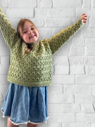 2315 Girls Chain Pattern Sweater