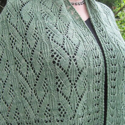 Ona Cable Lace Shawl