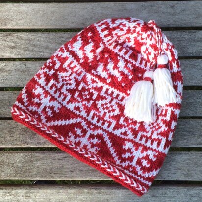 Lisa McFetridge Red Square Hat PDF