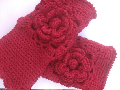 Rose Wrist Warmers