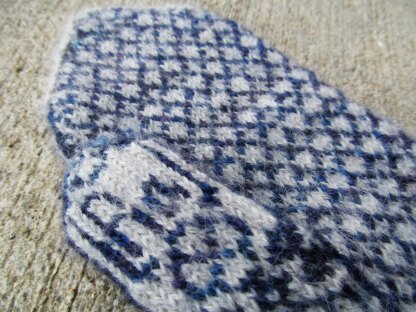 Marie Curie Mittens