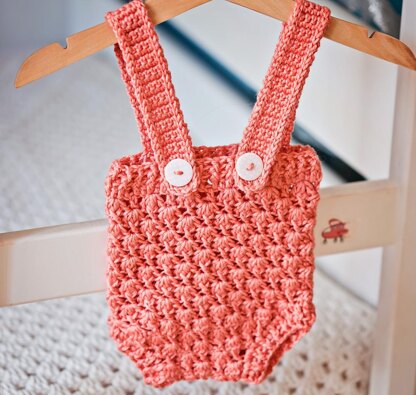 Crochet baby outlet shorts