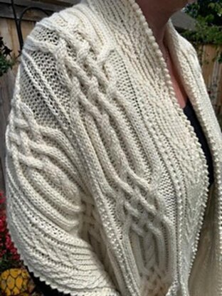 Warm Chicago Pocket Shawl