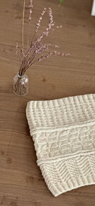Port Vell Cowl