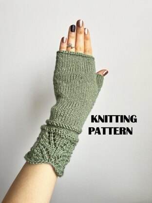 Lacy Cuff Fingerless Mitts