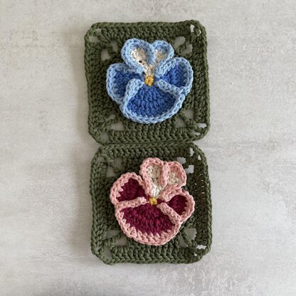 Pansy Granny Square