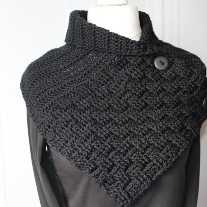 Shawl collar with a basket pattern