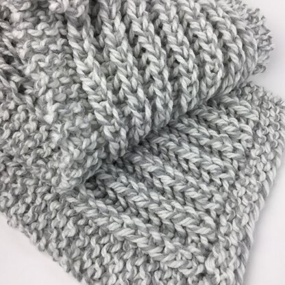 Fisherman’s Rib Beginner Knit Scarf